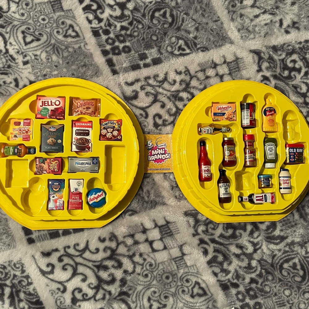 Series 2 mini brand collection box